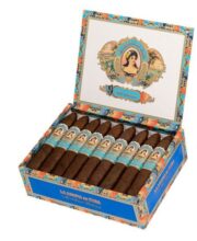 LA AROMA DE CUBA MI AMOR BELICOSO