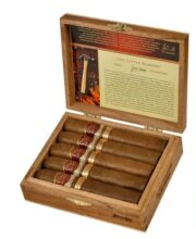 PADRON FAMILY RESERVE 46 ROBUSTO NATURAL
